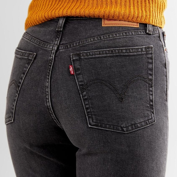 🌬️Levi's Wedgie Skinny Stretch Jeans in Grey - Picture 2 of 16